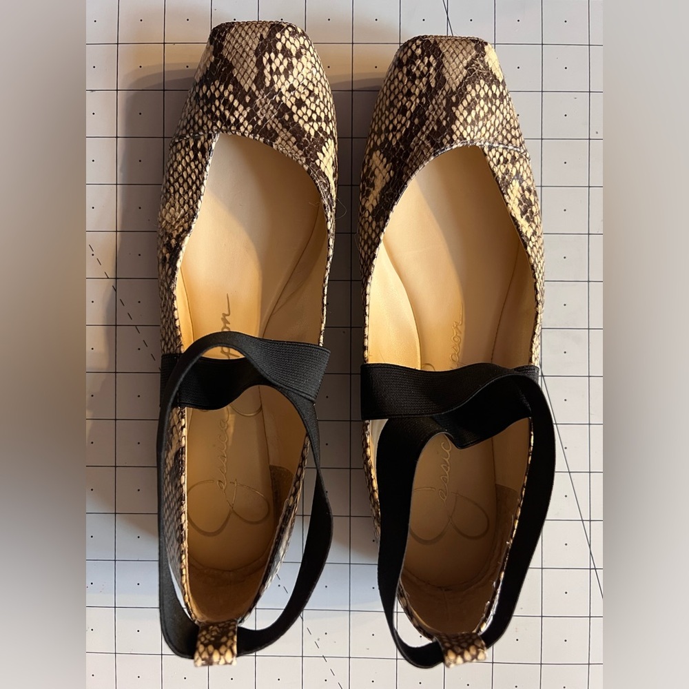 Jessica Simpson Mandalaye Ballet Flat Snakeskin With Cross Ankle Strap Size 9.5